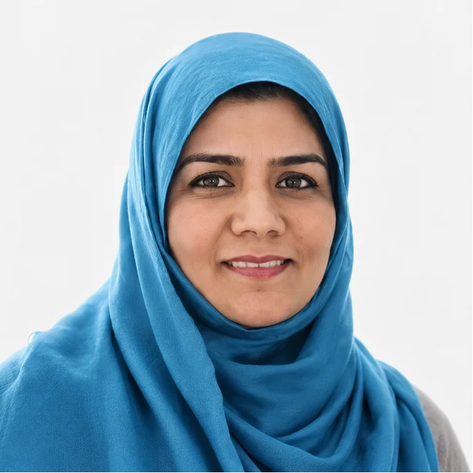 Hina Naushad, MD